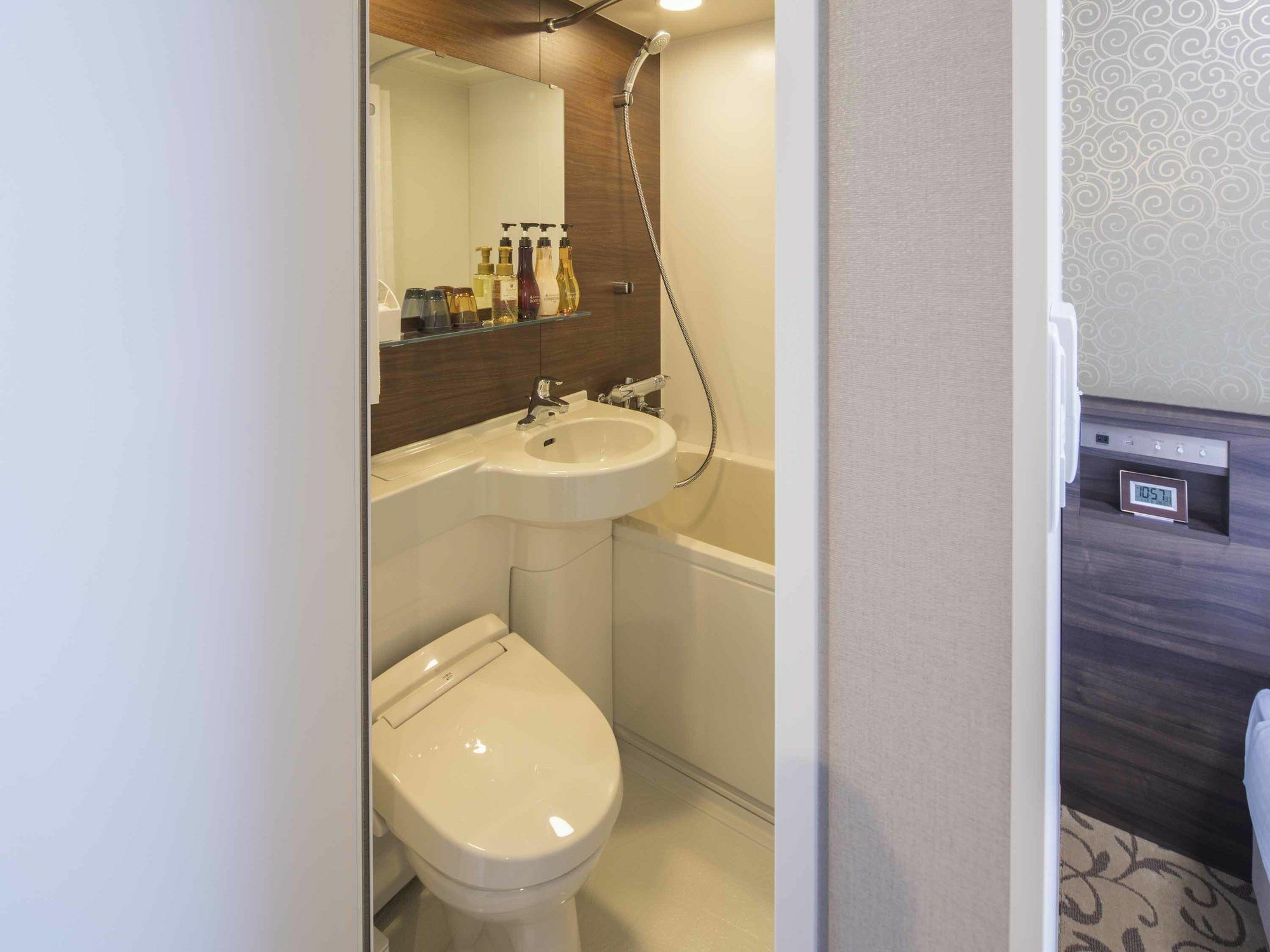 Hotel Wbf Shinsaibashi Osaka Luaran gambar